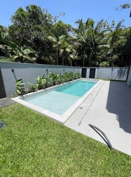 Casa à venda na Praia do Estaleiro, Balneário Camboriú, SC — foto 2