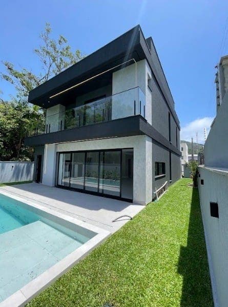 Casa à venda na Praia do Estaleiro, Balneário Camboriú, SC — foto 5